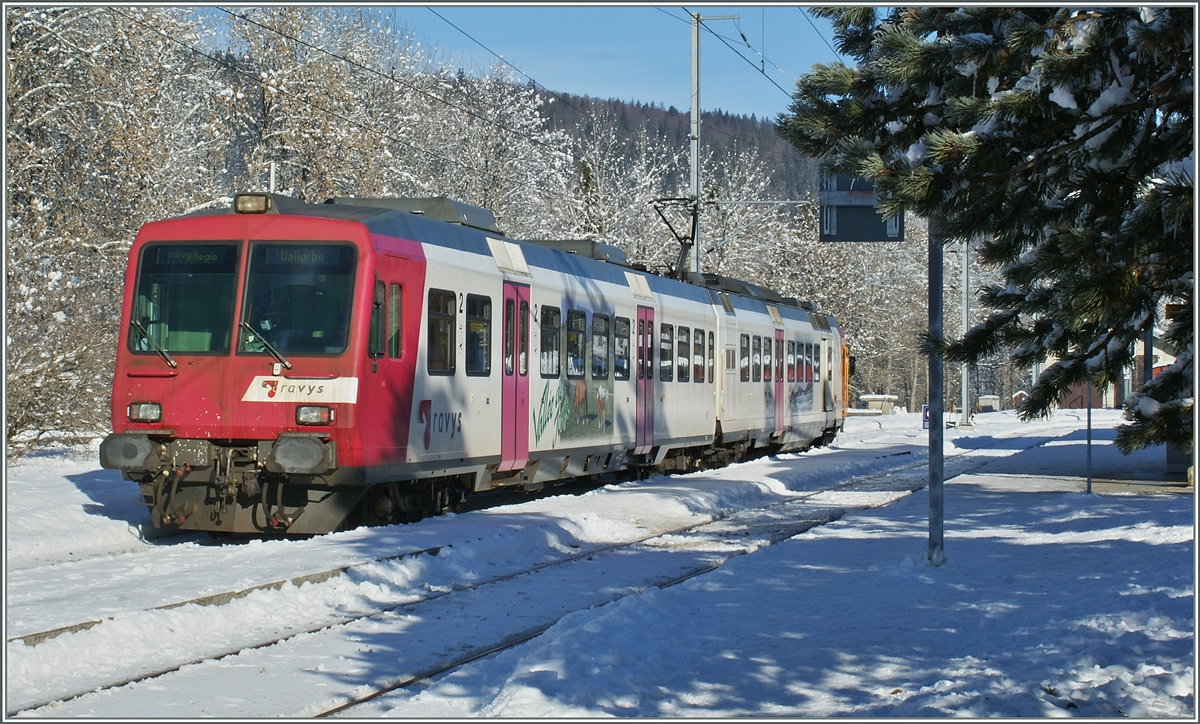 Ein PBr (Travys) NPZ erreicht das verschneite Le Pont. 
13. Jan 2009
