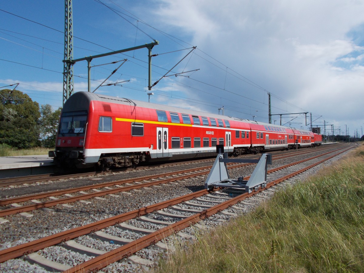 Ein RE Stralsund-Elsterwerda,am 24.August 2014,in Züssow.