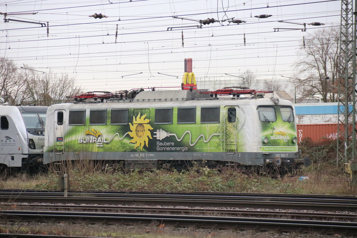 Ein seltener Gast in NRW, 140 002  Sun Rail  war Anfang Januar 2019 im Grenzbahnhof Emmerich abgestellt. 
