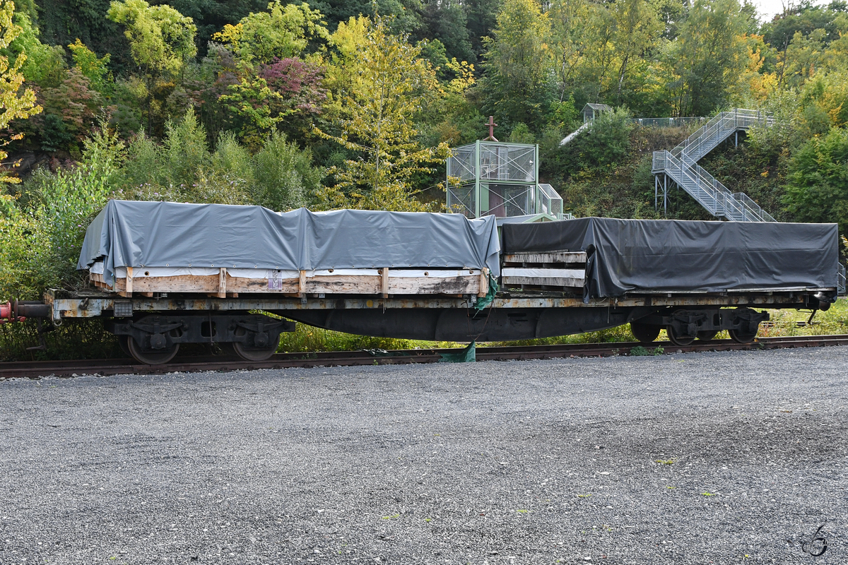 Ein in der Stahlindustrie verwendeter Flachwagen auf dem Museumsgelände der Henrichshütte. (Hattingen, September 2017)
