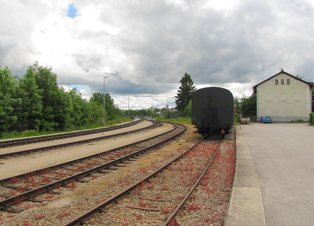 Ein Teil der Gleisanlagen im Bahnhof von Zwettl am 01.06.2016.