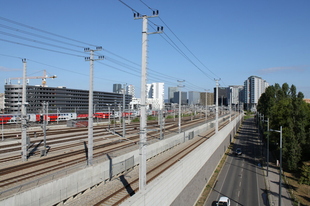 Ein Teil vom Gleisvorfeld in Wien Hauptbahnhof, am 09.08.2022.