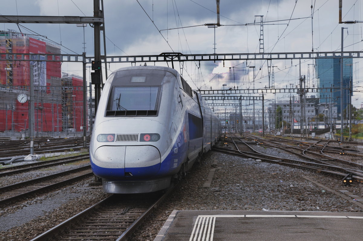 Ein TGV Lyria verlässt den HB Zürich.

Foto aufgenommen am 18.10.16 