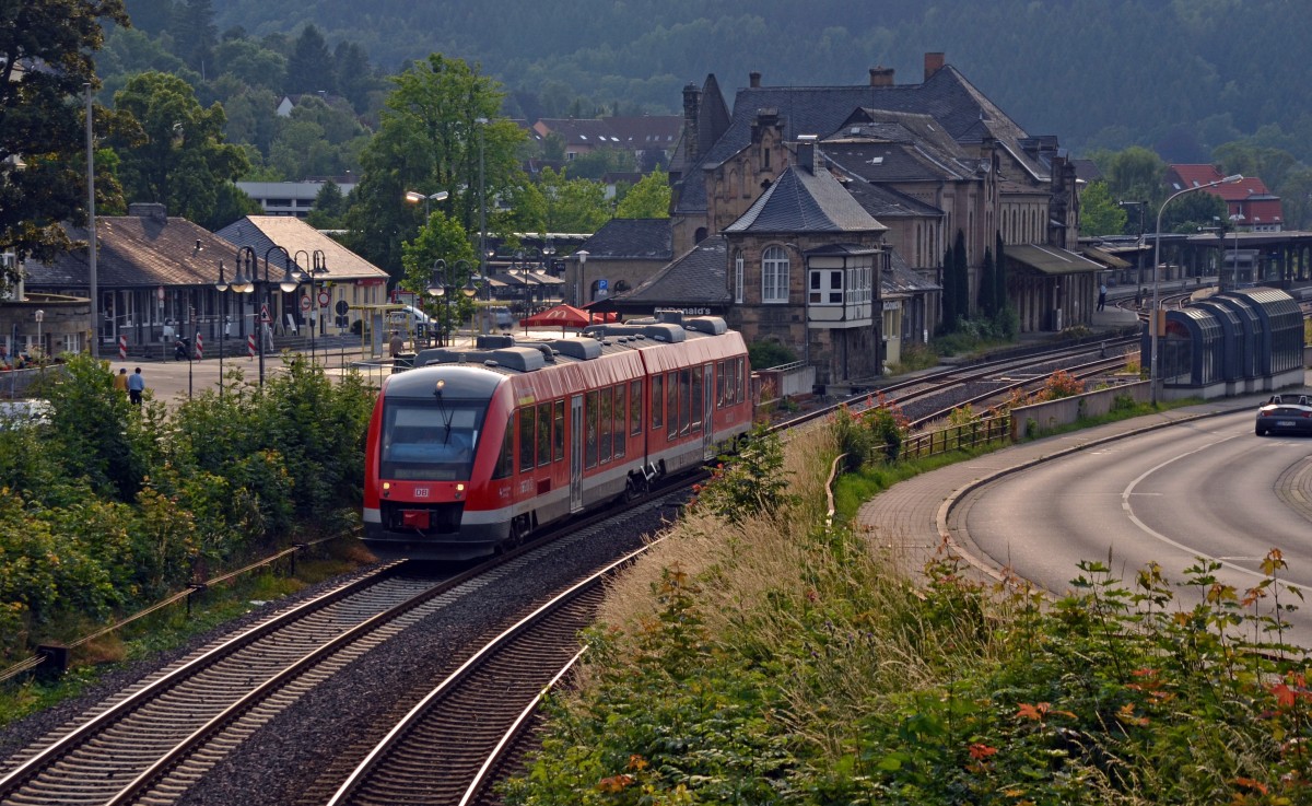Ein Triebwagen der BR 648 verlässt am Abend des 29.06.15 den Bahnhof Goslar nach Bad Harzburg.