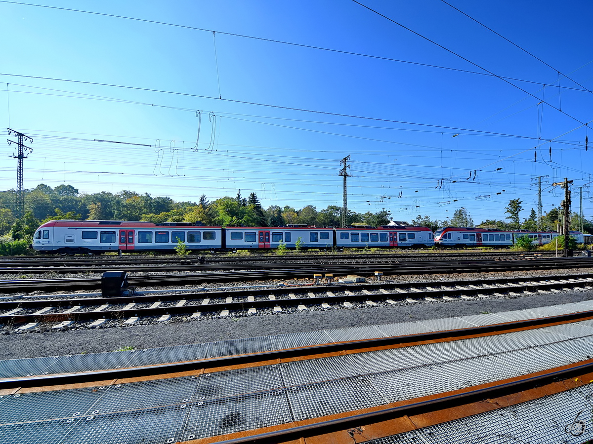 Ein Triebzugduo der Baureihe 428 von VIAS war Anfang September 2021 in Koblenz-Lützel zu sehen.
