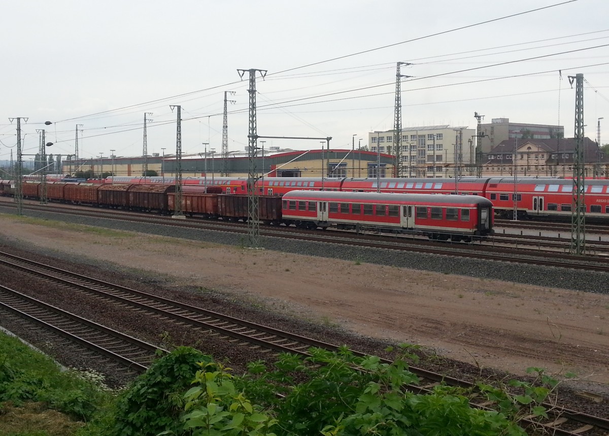 Ein unbekannter N-Wagen am Ende eines Güterzuges, am 25.05.2015 abgestellt am DB Werk Erfurt.