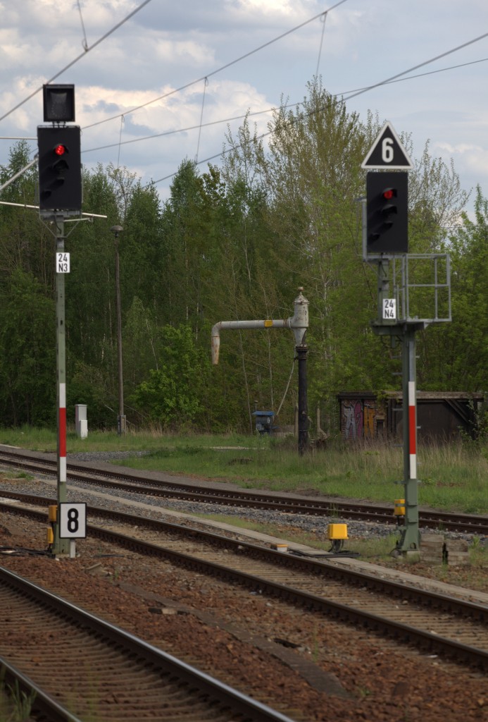 Ein verlassener Wasserkran erinnert noch an die Dampfära in Lübbenau. 08.05.2015 16:54 Uhr.