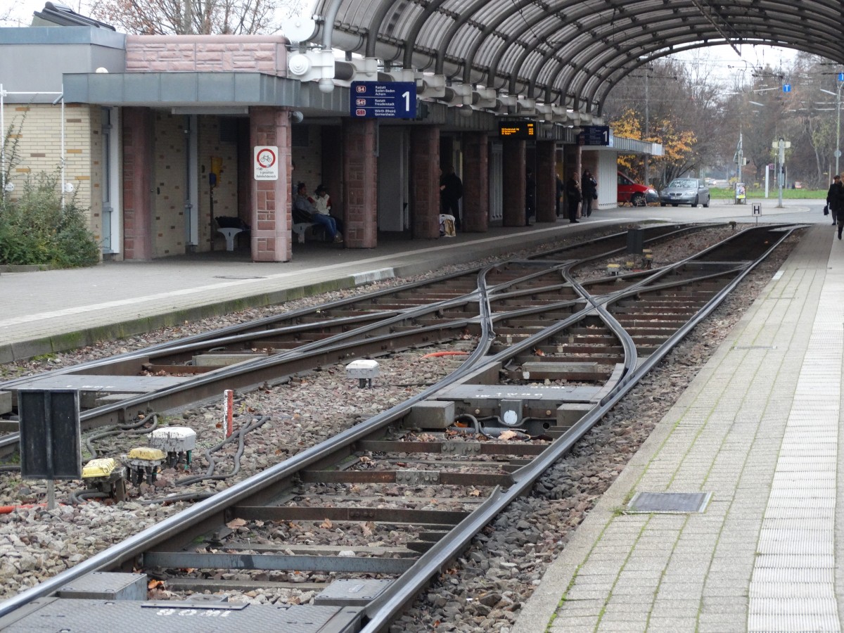 Ein Weichenstraße am 04.12.14 in Karlsruhe Albtalbahnhof 