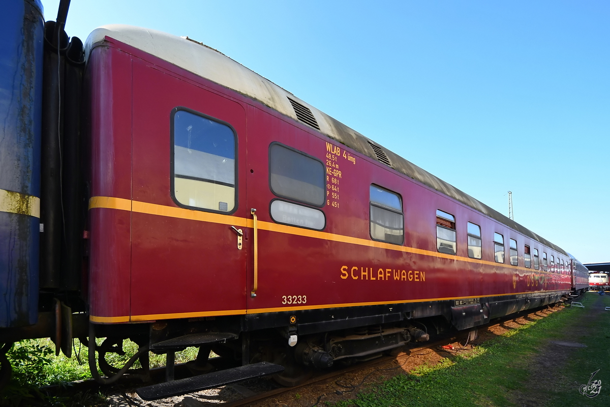 Ein WLAB 4 ümg-Schlafwagen war auf dem Gelände des Eisenbahnmuseums in Koblenz zu sehen. (September 2021)