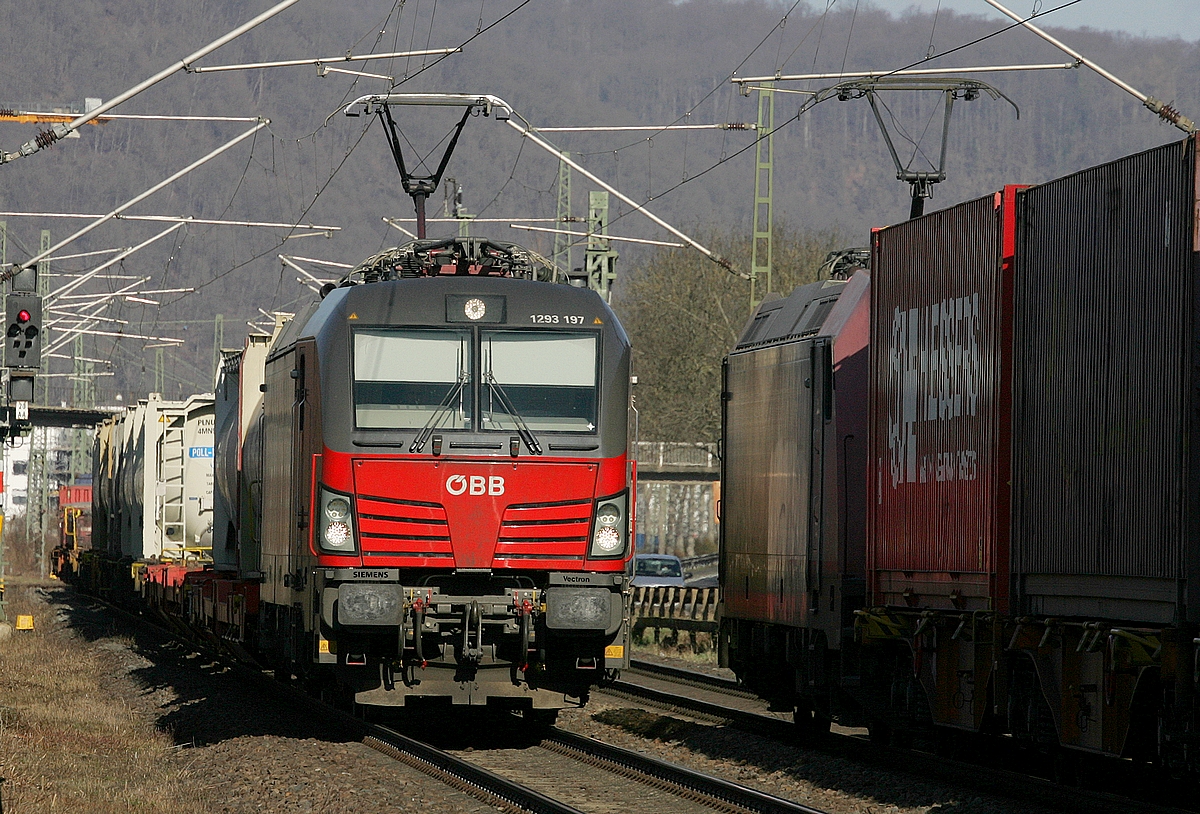 Eine 1293 der ÖBB, 1293 197 bei Braubach am 19.03.2022 Bahnbilder.de