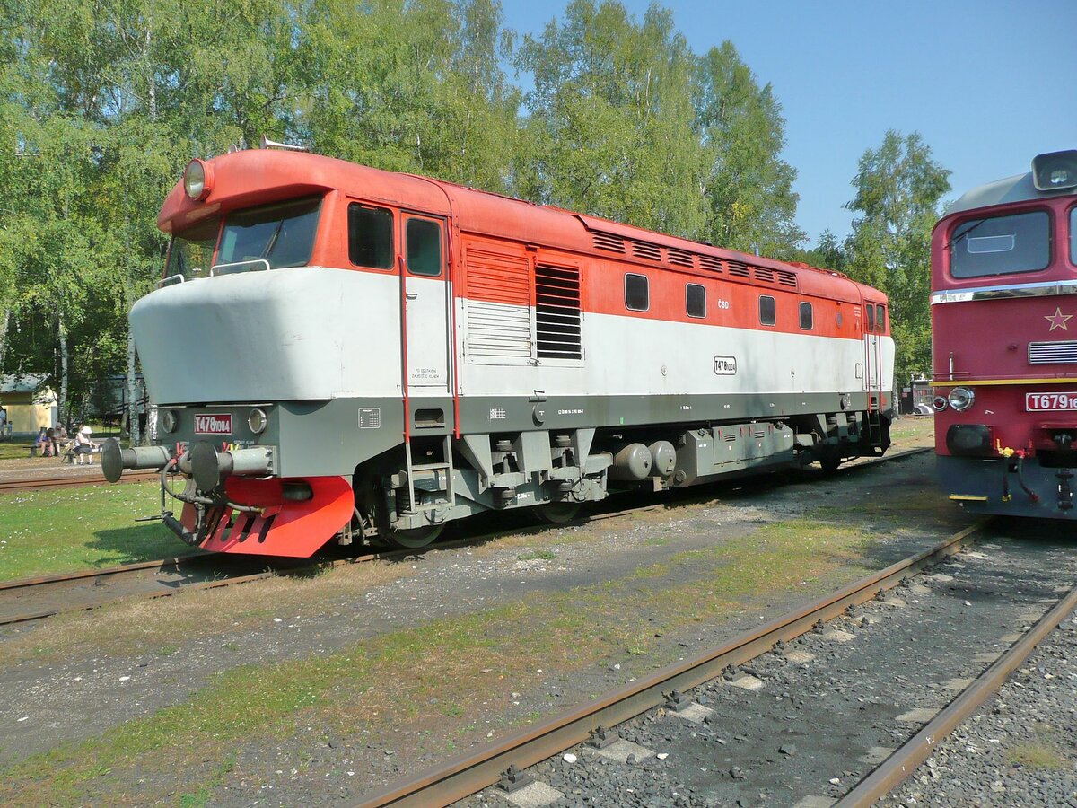Eine Bardotka aus der Nullserie, fotografiert am 10.09.2016 im Eisenbahnmuseum Lužná u Rakovníka