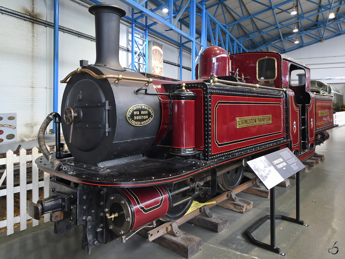 Eine Dampflokomotive der Bauart Fairlie ist die 1971 aus dem Betrieb genommene Lokomotive  Livingston Thompson , welche 1886 bei Boston Lodge gebaut wurde. (National Railway Museum York, Mai 2019)