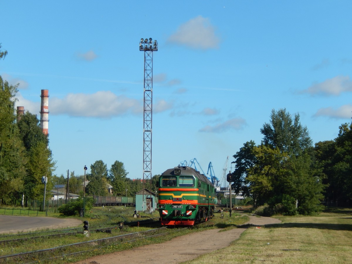 Eine Doppel-Taigatrommel wartet im Güterbahnhof am Hafen von Riga auf neue Aufgaben. 
17.08.2015