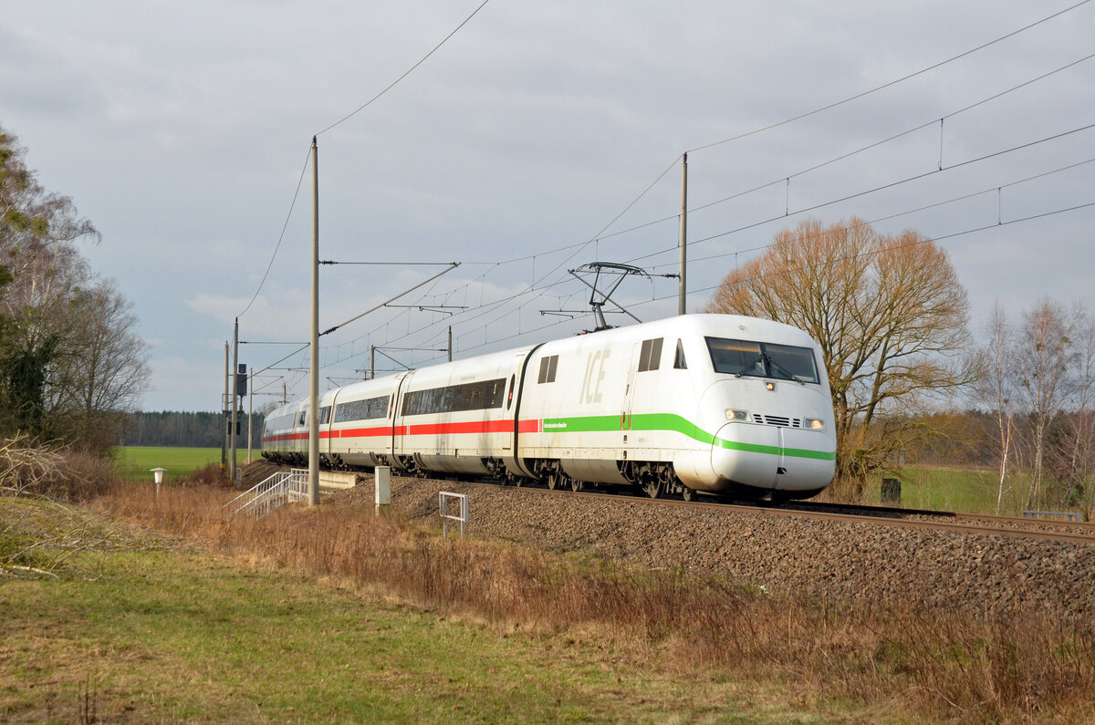 Eine Doppeleinheit der BR 402 rollte am 20.02.22 durch Burgkemnitz Richtung Wittenberg.