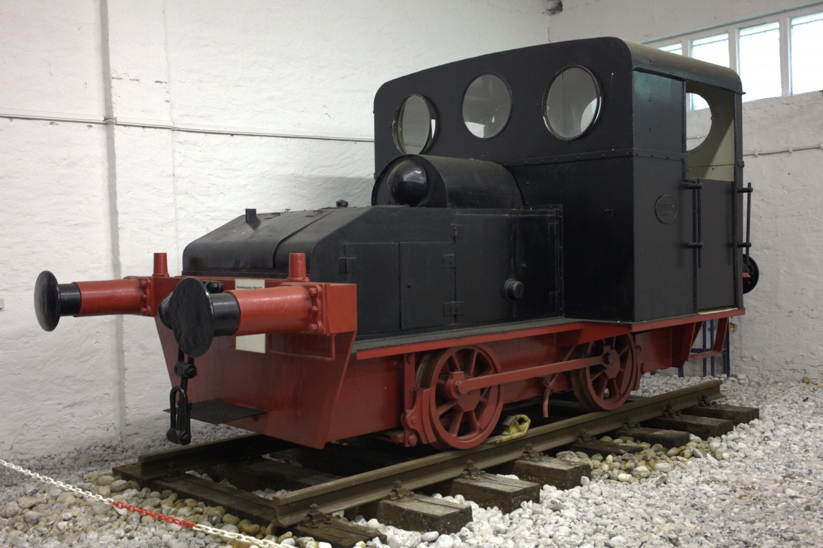eine Kleinlok in Prora - Eisenbahn-und Technikmuseum. 08.07.2015 12:05 Uhr.