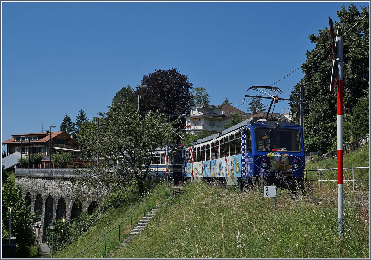 Eine Reise von Glion nach Blonay - Funi Flirt und Surf schlägt der Internet-Fahrplan vor, ich wählte einen anderen Weg: Zahnradbahn, GoldenPass Panoramic, Dieseltriebwagen und Dampfzug: Zuerst ging es mit der Rochers de Naye Bahn nach Montreux.
7. Aug. 2016