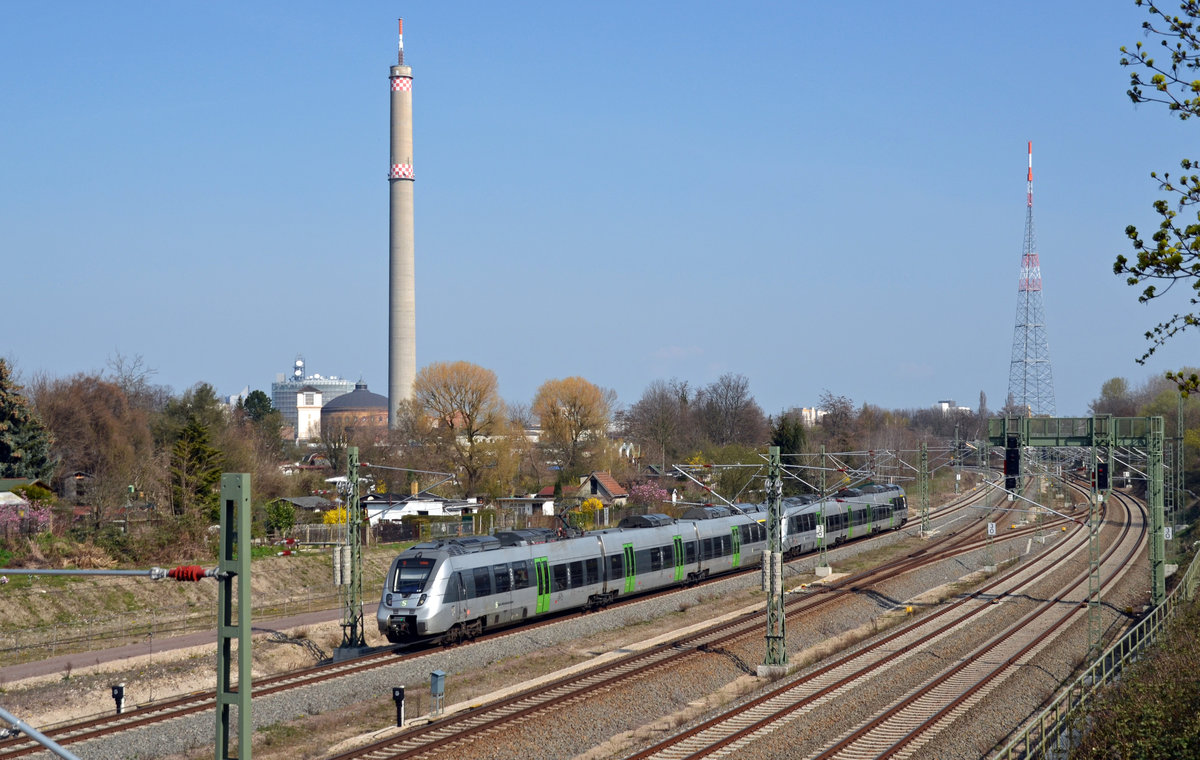 Eine S-Bahn nach Geithain passiert am 09.04.16 Leipzig-Connewitz.