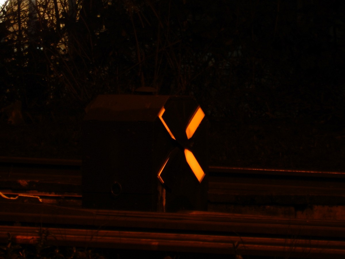 Eine Weichenlaterne in Neuss am Güterbahnhof.

Neuss 21.02.2015