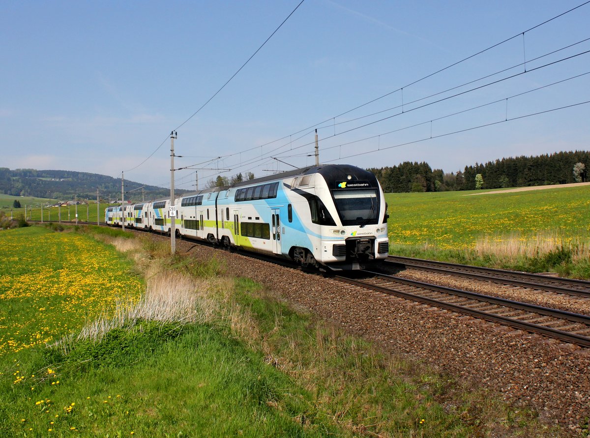 Eine Westbahn nach Freilassing am 22.04.2016 unterwegs bei Weng.