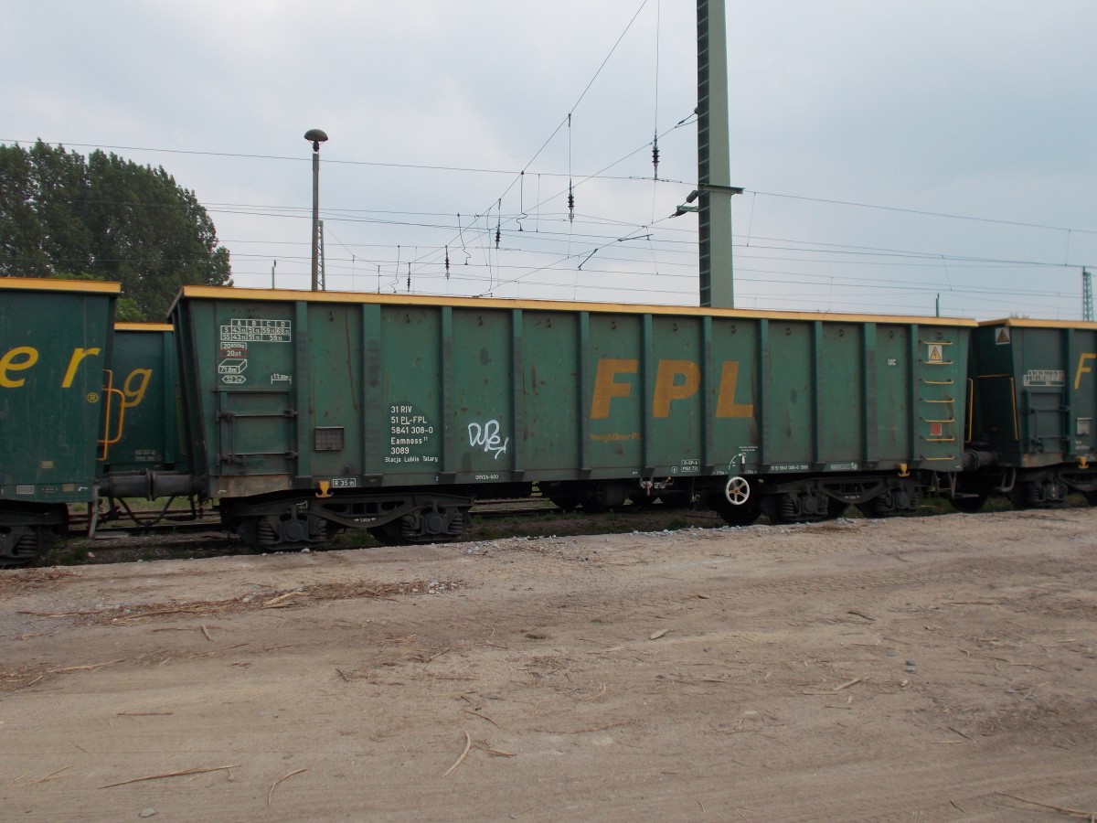 Einer von Mehren polnischen Eamnoss die,am 23.Mai 2014,Kies nach Bergen/Rügen brachten.