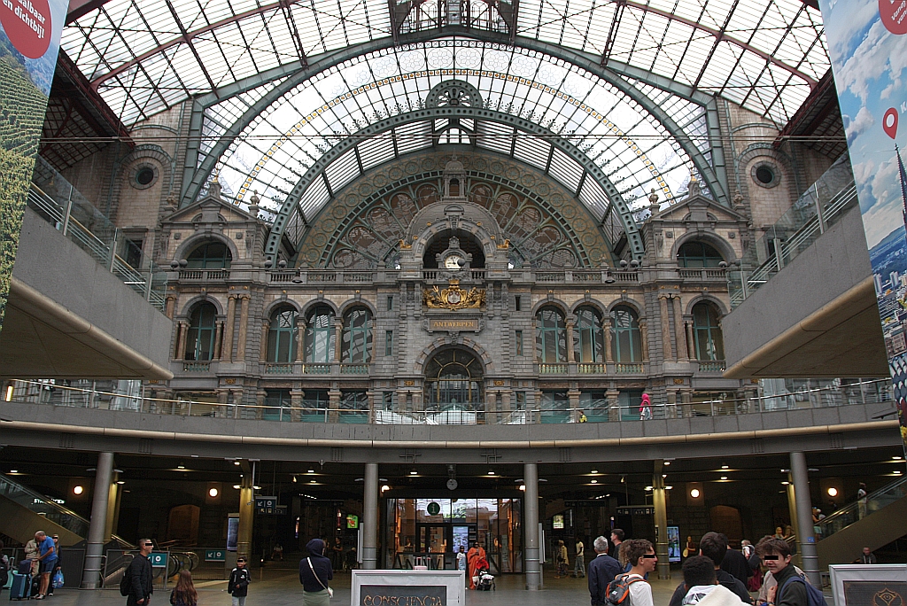 Eingangshalle der Antwerpen-Centraal Station am 26.Juli 2026.

