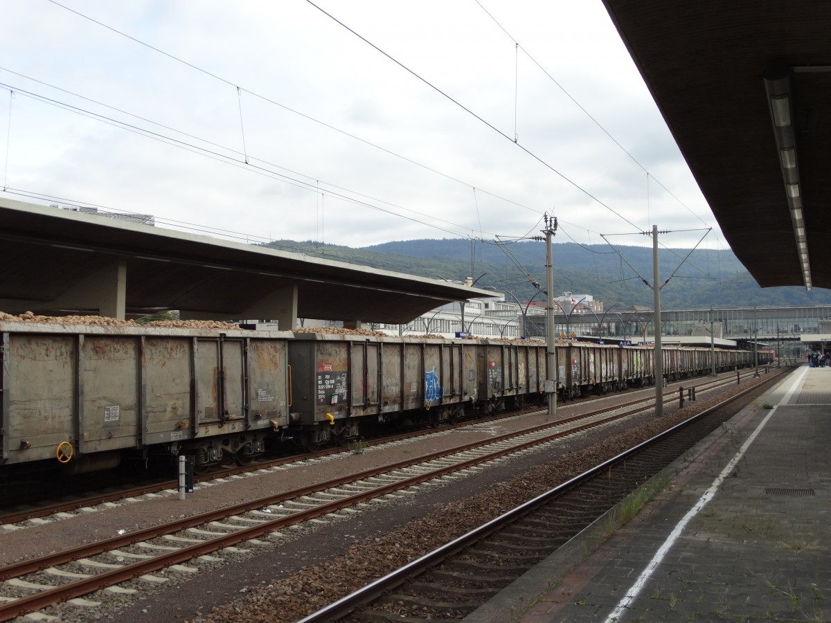 Einmal Zuckerrüben in Schweizer SBB Cargo Wagen am 25.09.15 in Heidelberg Hbf 