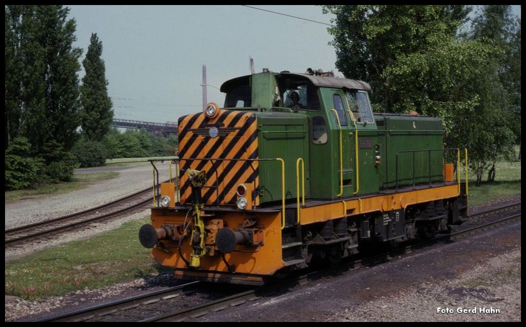 Eisenbahn und Häfen Krauss Maffei Diesellok Nr. 262 am 11.5.1991 in Duisburg.