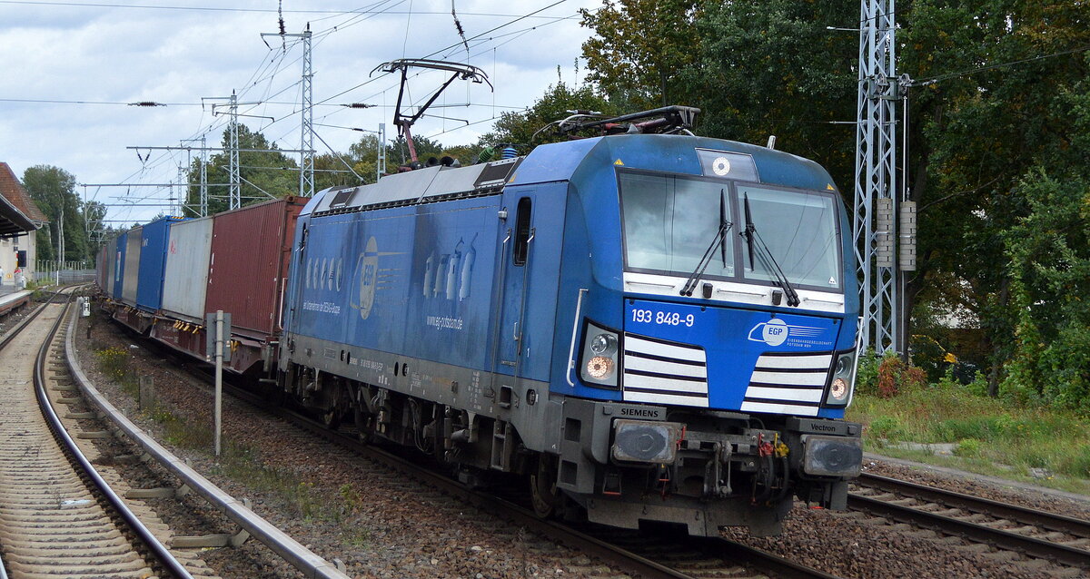Eisenbahngesellschaft Potsdam mbH, Potsdam [D] mit dem Mukran-Express gezogen von  193 848-9  [NVR-Nummer: 91 80 6193 848-9 D-EGP] am 30.09.21 Berlin Buch.