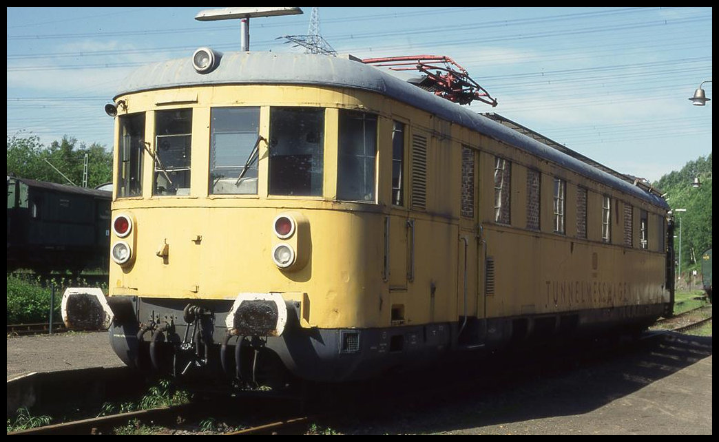 Eisenbahnmuseum Bochum Dahlhausen am 28.5.1995: Tunnelmesswagen 712001 