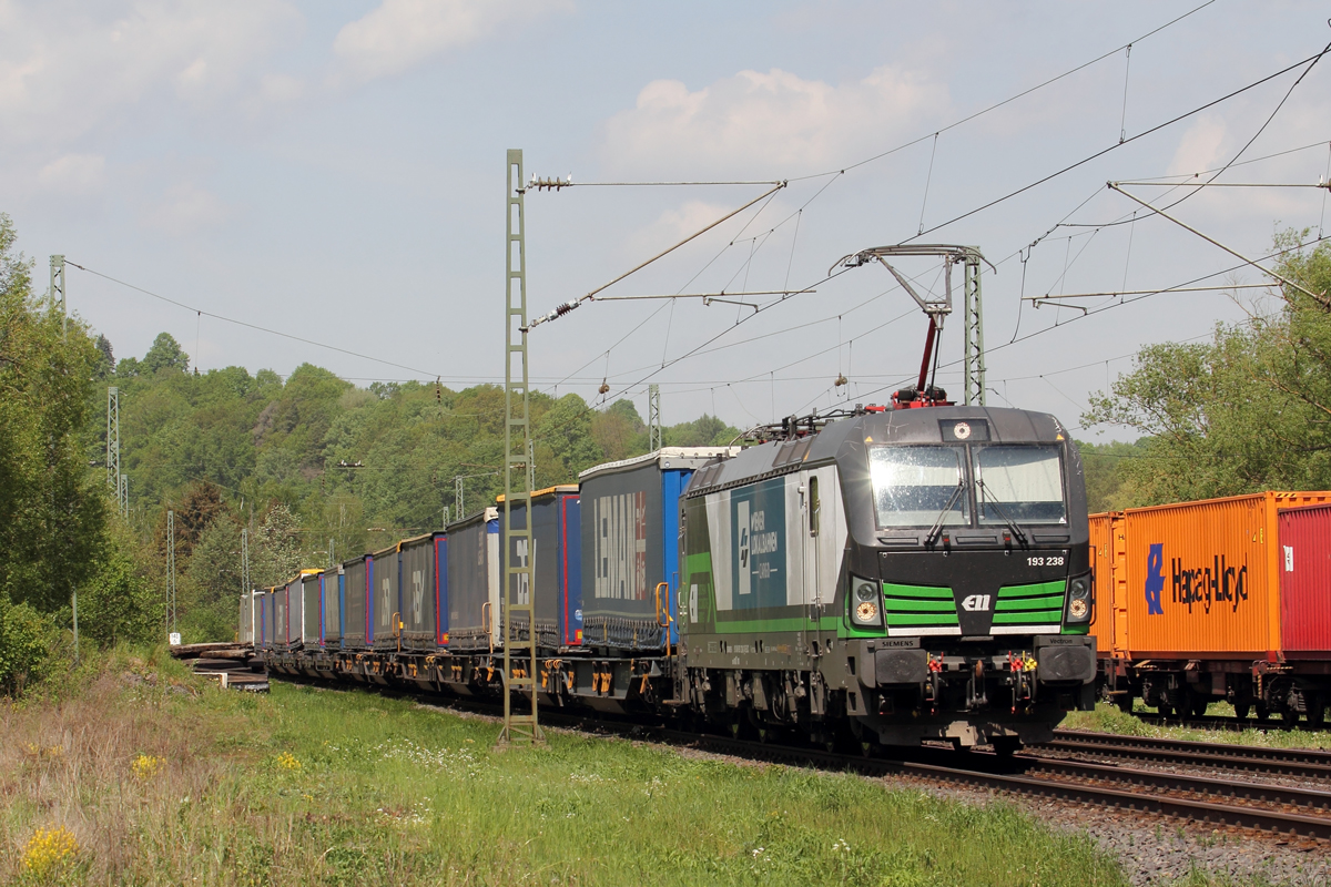 ELL 193 238 unterwegs für WLC in Oberhaun 11.5.2022