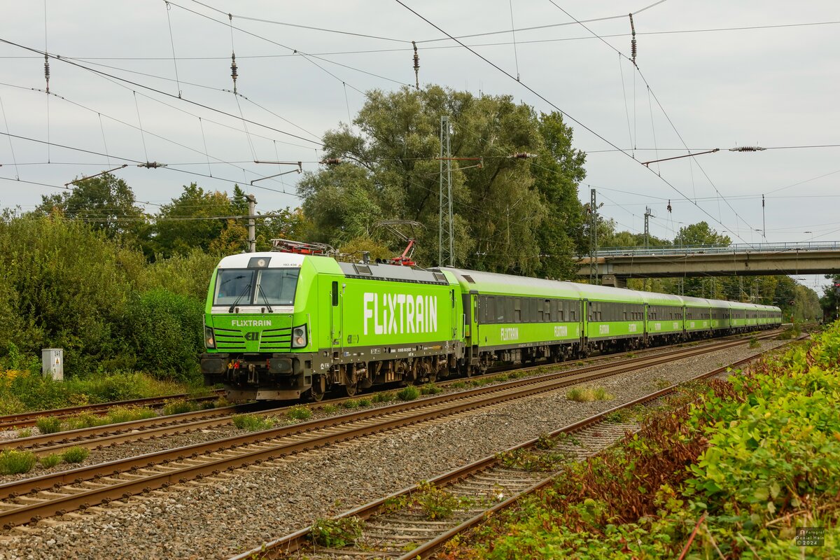 ELL 193 436-3 mit Flixtrain in Ostbevern, August 2024.