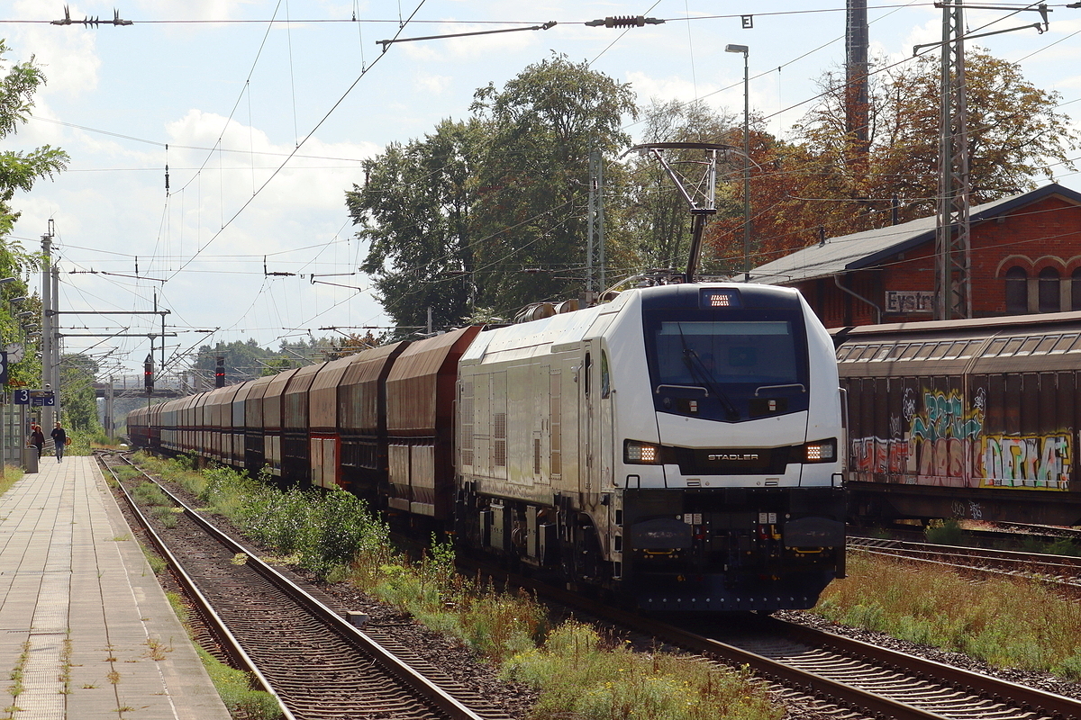 ELP 2019 335-9 durchf�hrt Eystrup mit einem leer Kohle Zug 12.9.2026