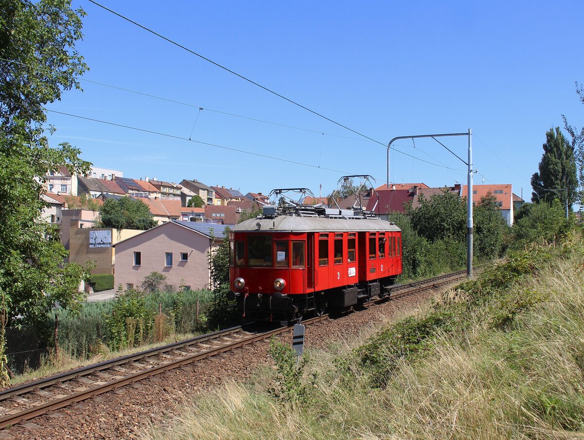 EM 400 001 als Os 28448 zu sehen am 15.08.26 in Tabor.