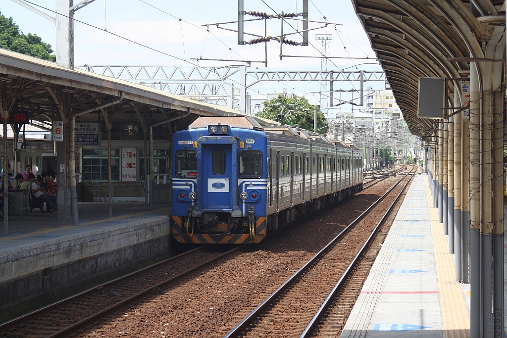 EMC611 am 07.Juni 2014 in der Tainan Station.