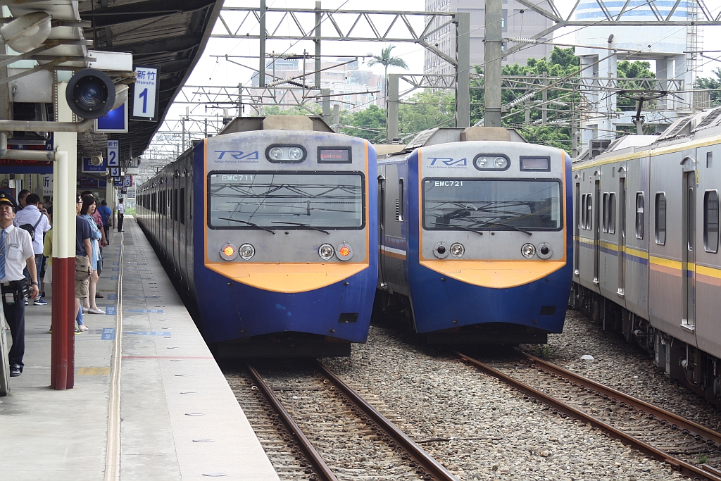 EMC711 und EMC721 am 01.Juni 2014 in Hsinchu Station.