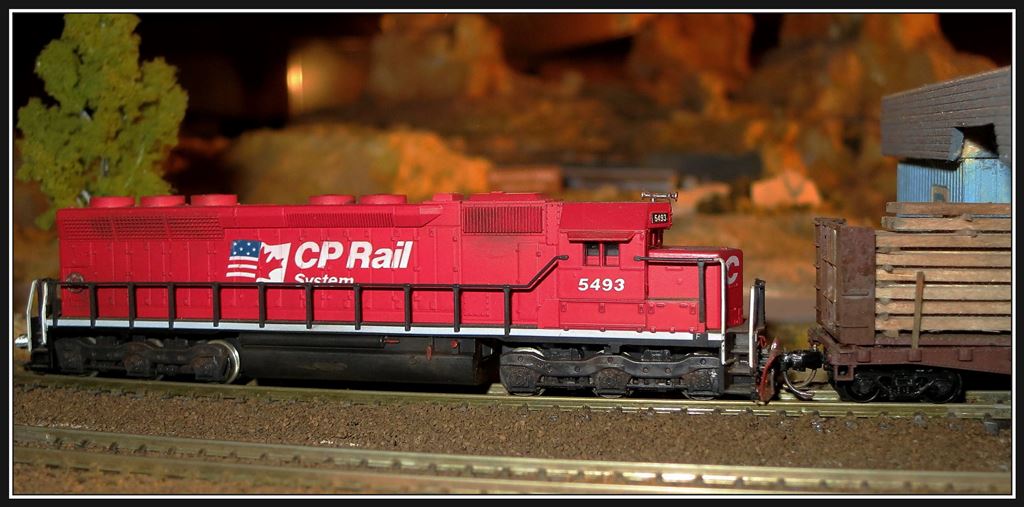 EMD SD-45 Canadian Pacific 6493 (01.02.2014)