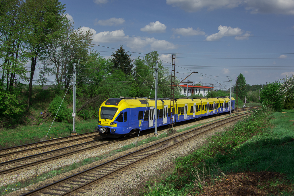 EN75-002 am 28.04.2018 in Tychy.