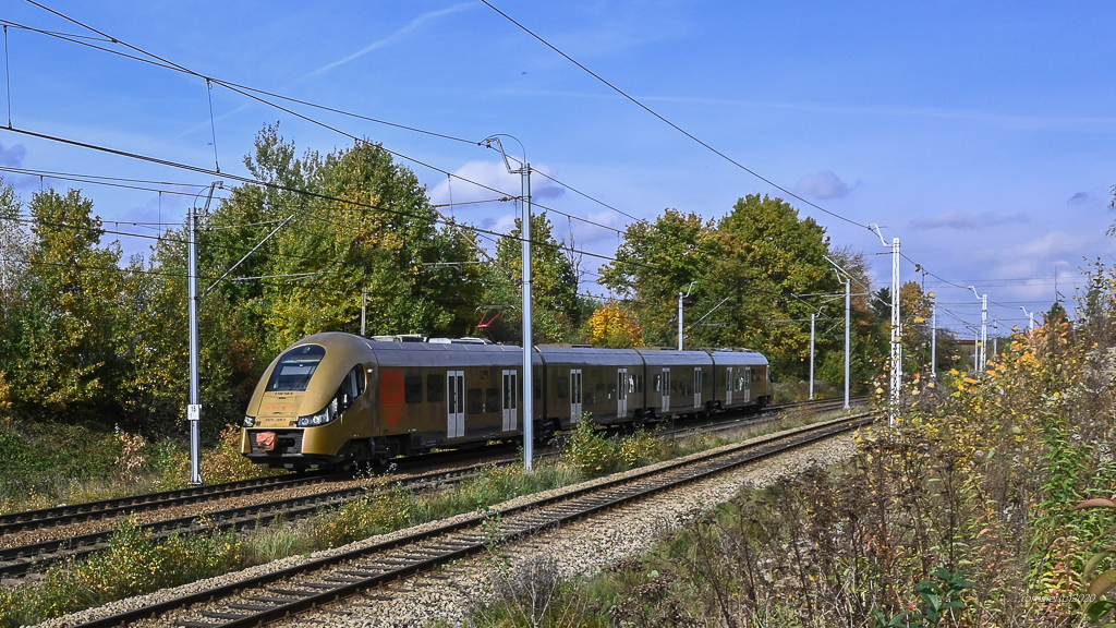 EN76-009 bei Tychy (Tichau)am 27.10.2020.