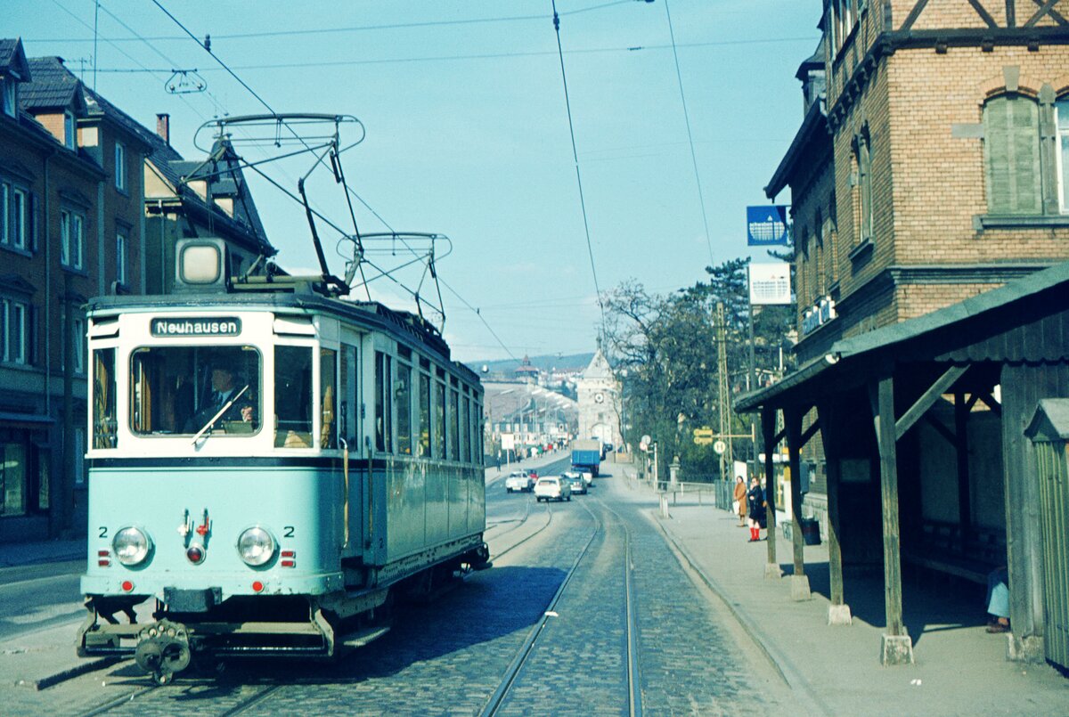 END Straßenbahn Esslingen-Nellingen-Denkendorf__Die aber auch nach Scharnhausen und Neuhausen fuhr.__Tw 2 [ME 1926] nach Neuhausen an der Haltestelle 'Weilstr.'. Tw 2 steht heute im Straßenbahnmuseum in S-Bad Cannstatt.__05-04-1971