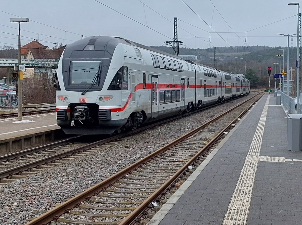 Engen am 25.01.2023 mit IC in Richtung Immendingen