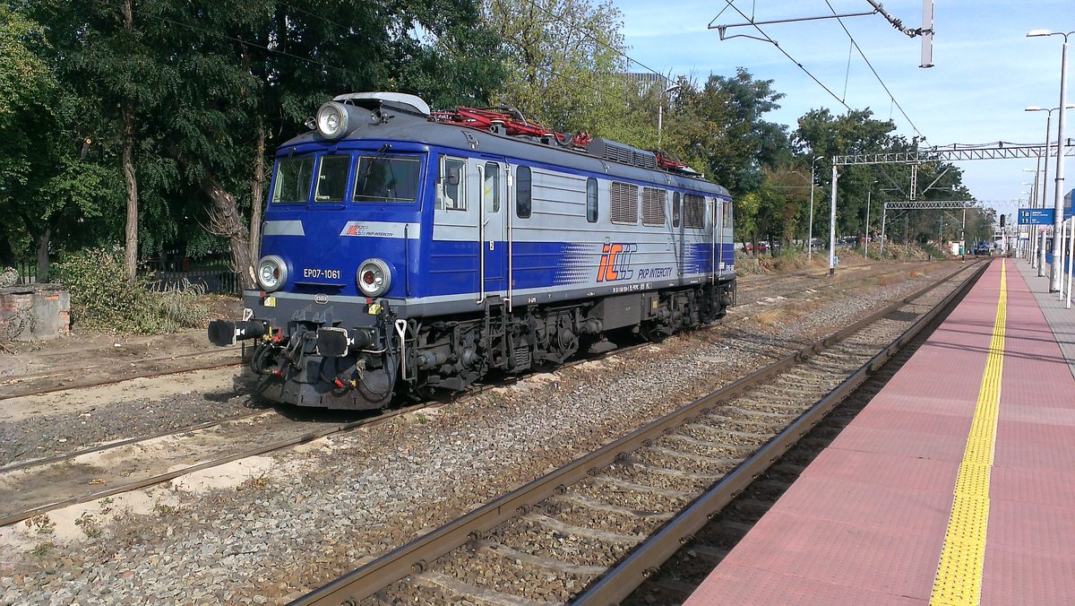 EP07-1061 in Bahnhof Poznan Glowny, 19.09.2020
