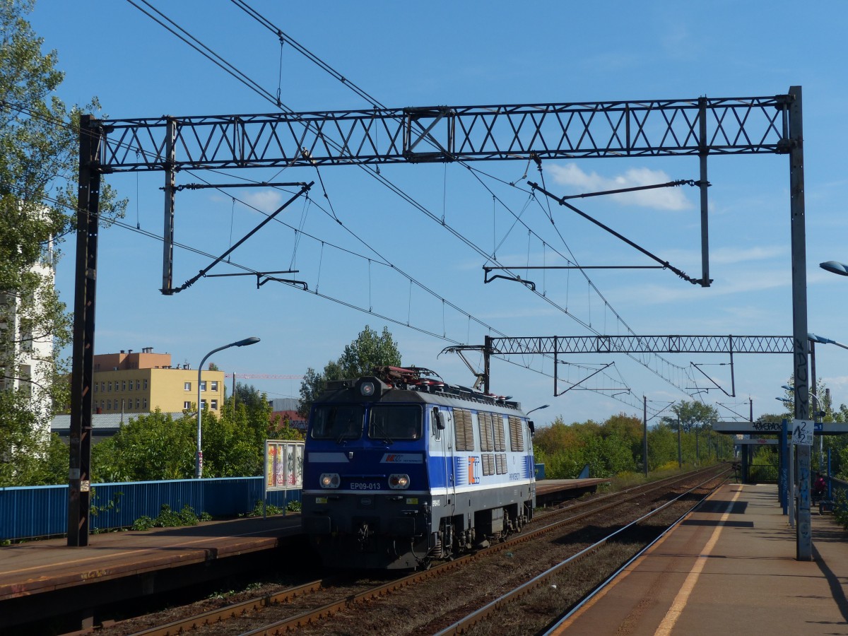 EP09-013 ohne Zug durchfhrt am 10.9.2013 Krakw Zabłocie in Richtung Dworzec Głwny Krakw (Hauptbahnhof Krakau).