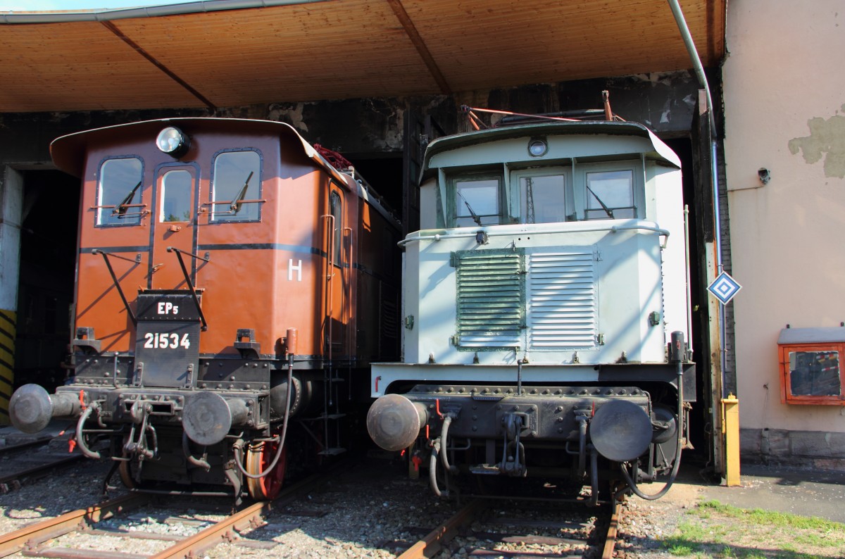 EP5 (E52 34)und 144 119-5  in Lichtenfels am 07.09.2013. (Besuchertage im Depot Lichtenfels des DB Museums)