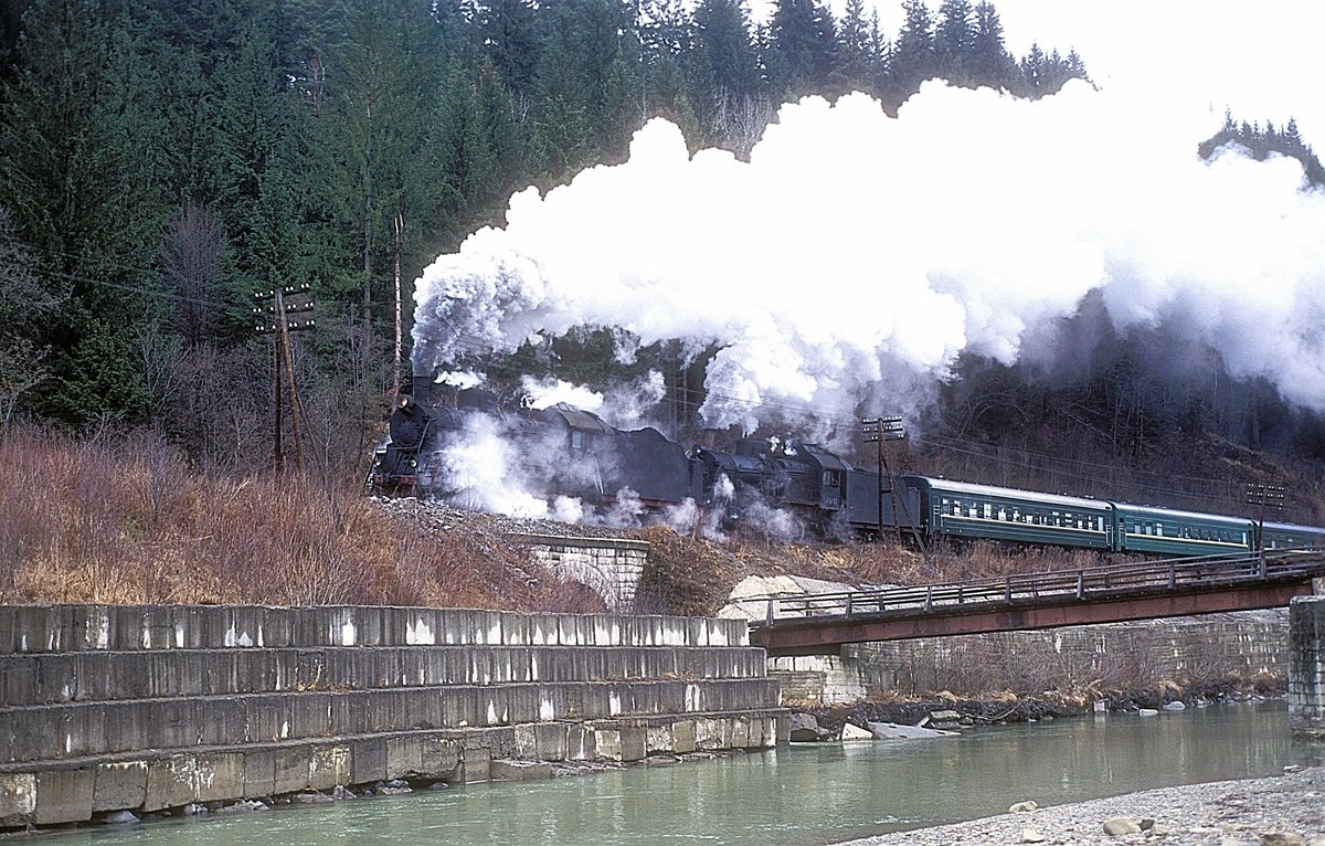 ER799-36 + ER799-82  bei Jamna  19.02.95