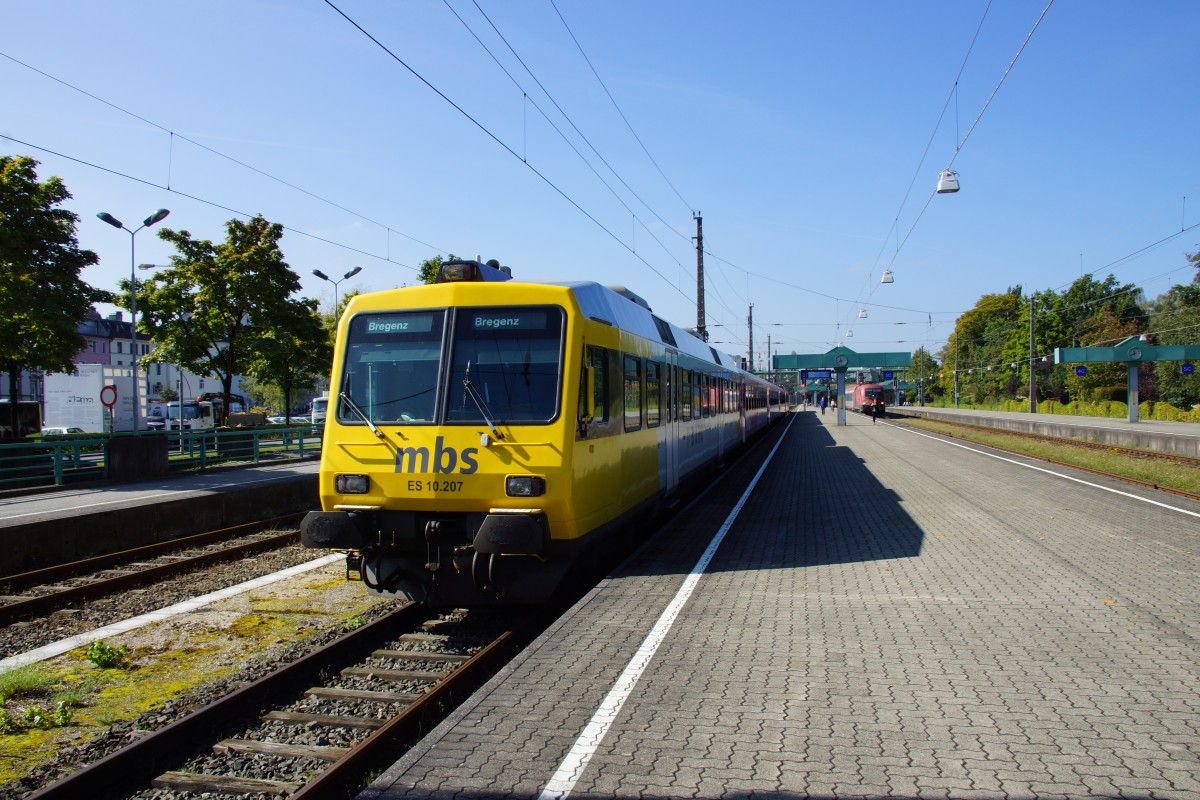 ES 10.207 der S-Bahn von Vorarlberg steht am 23.09.14 im Bhf.von Bregenz und wartet auf neue Aufgaben.