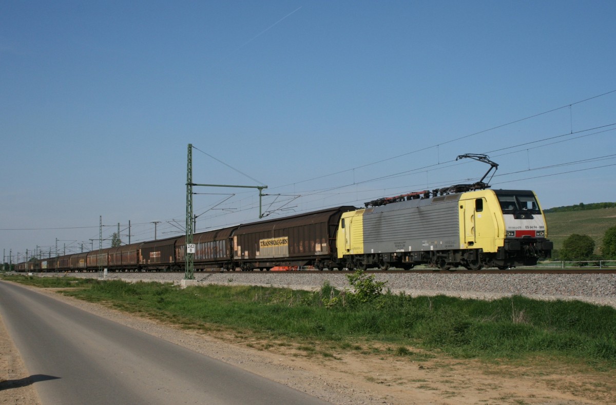ES 64 F4-088 mit Gterzug Richtung Basel am 07.05.2011 in Schliengen
