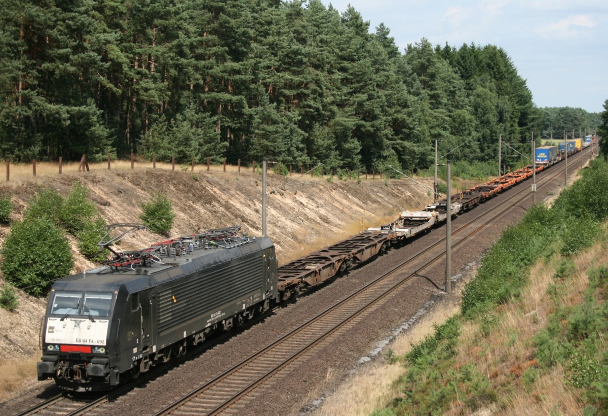 ES 64 F4-092 mit DGS 95405 (ERS, Lbeck Skandinavienkai–Krefeld-Uerdingen) am 01.08.2013 zwischen Maschen Rbf und Jesteburg