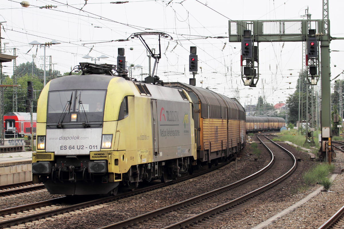ES 64 U2-011 durchfährt Bremen Hbf. 12.8.2015