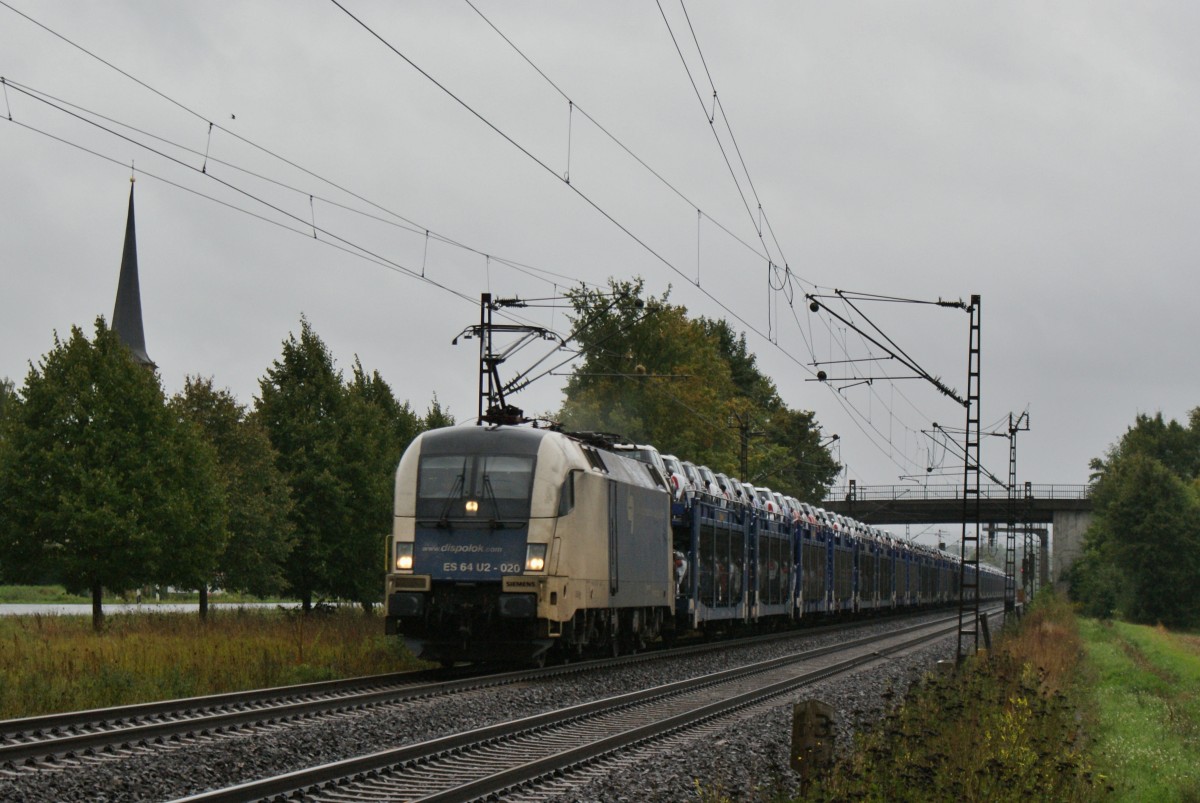 ES 64 U2-020 (182 520) mit einen Autozug am 18.09.13 in Thngersheim.