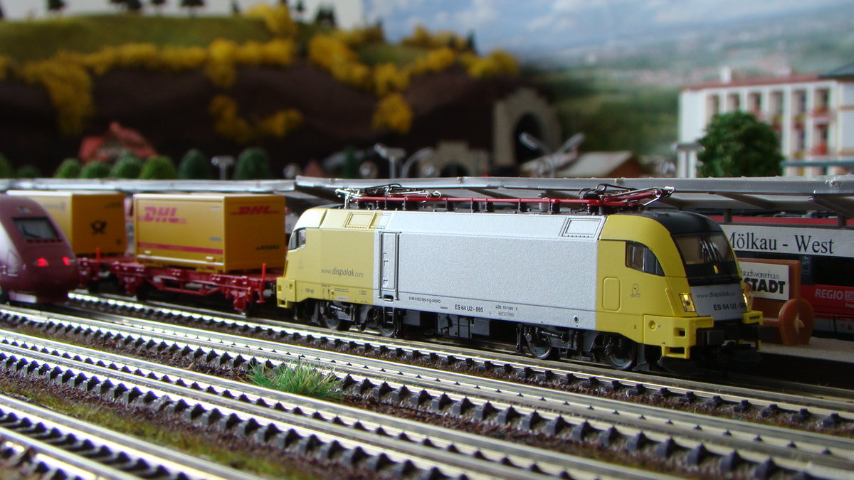 ES64 02-095 von Fleischmann Epoche VI auf meiner Anlage am 23.03.2014